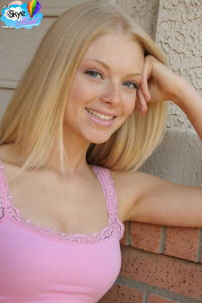 Natural blonde teen Skye..