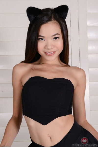 Gorgeous Asian teen Vina Sky..