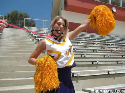 Teen cheerleader Shawna..