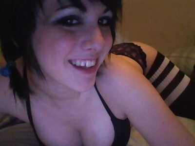 Shots of emo chick flaunting..